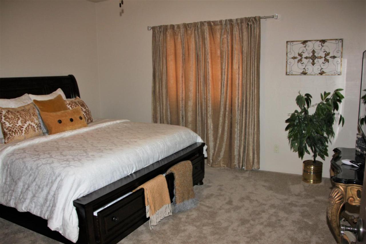 Your Home Away From Home Tucson Eksteriør bilde